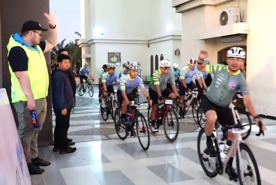 Bupati Kediri Berangkatkan Pesepeda Peserta Kediri Dholo KOM 2024 di Monumen&nbsp;SLG