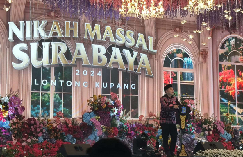 Resepsi Akbar Nikah Massal Pemkot Surabaya, Eri Cahyadi: Bertepatan Hari Jadi Pernikahan&nbsp;Saya
