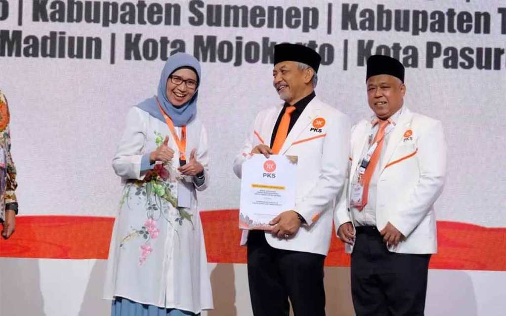 Giliran PKS Beri Rekom Indah-Yudha di Pilkada Lumajang&nbsp;2024