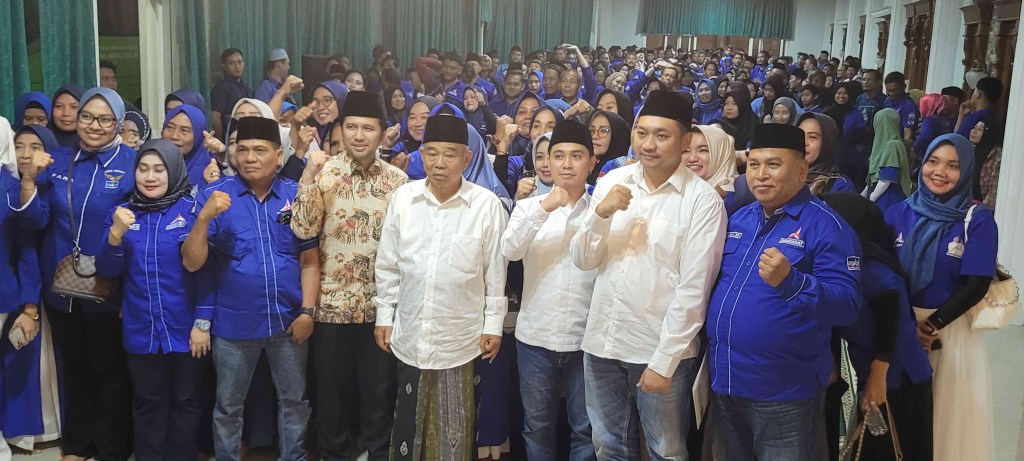 Dukung Khofifah-Emil Satu Paket dengan Barra-Rizal, Demokrat Mojokerto Gelar Ikrar&nbsp;Bersama